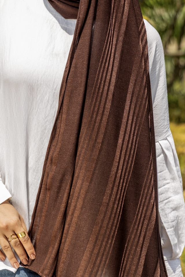 Comfort Jacquard Kuwaiti Scarf in Brown #Color_Brown