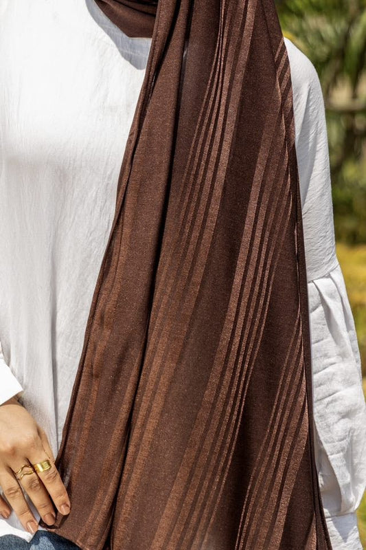 Comfort Jacquard Kuwaiti Scarf in Brown #Color_Brown
