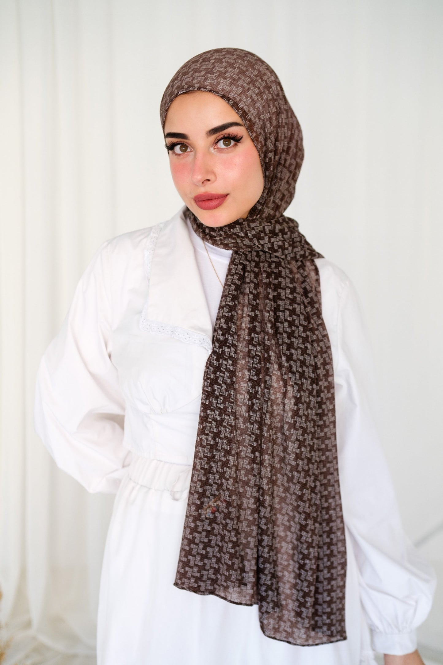 Printed Kashmiri Line Grid