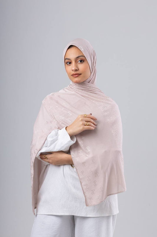 C Jacquard Kuwaiti Scarf in Light Cashmere #Color_Light Cashmere
