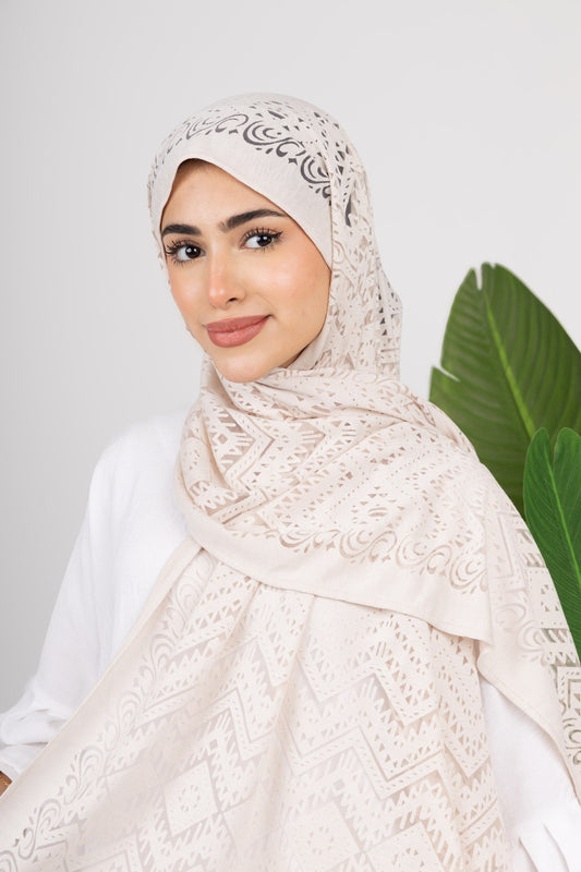 Atlas Devore Kuwaiti Scarf in Cream #Color_Cream