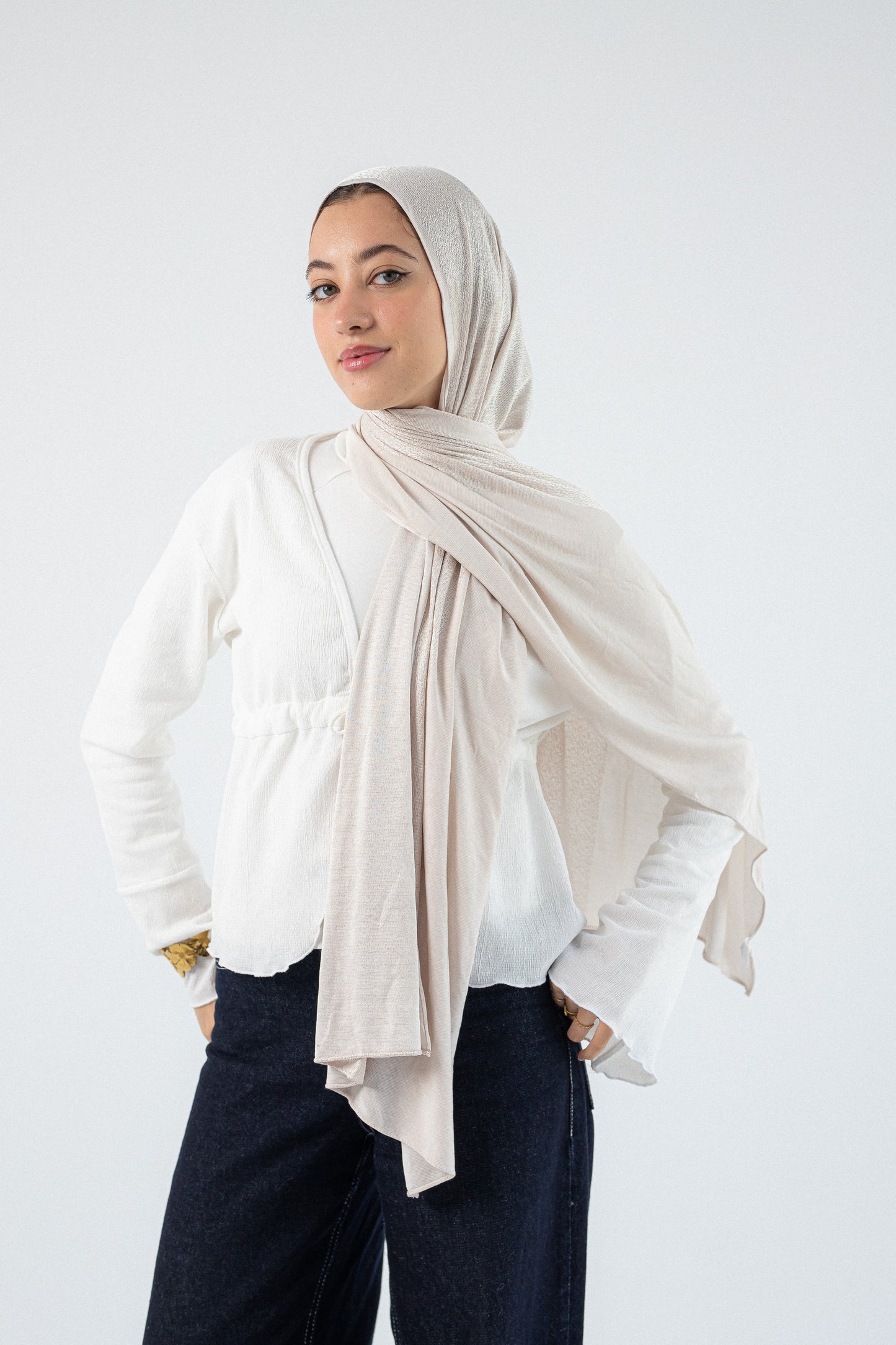 Shiny Jacquard Scarf Beige