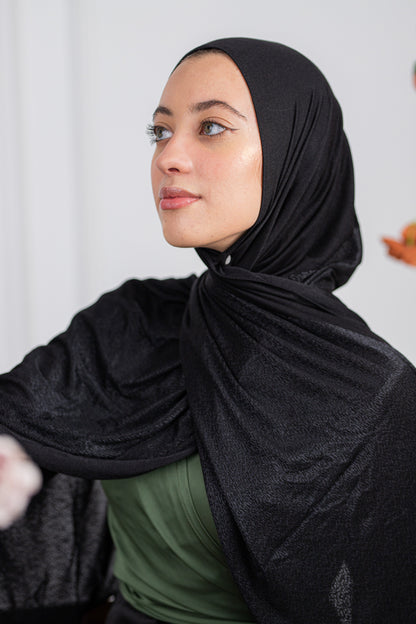 Shiny Jacquard Scarf Black