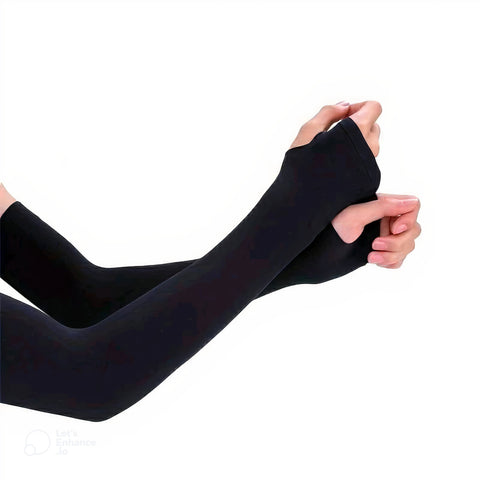 Sleeves With Finger