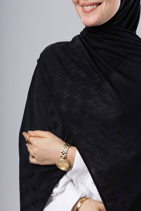 C Jacquard Kuwaiti Scarf in Black #Color_Black