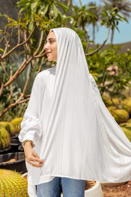 Comfort Jacquard Kuwaiti Scarf in White #Color_White