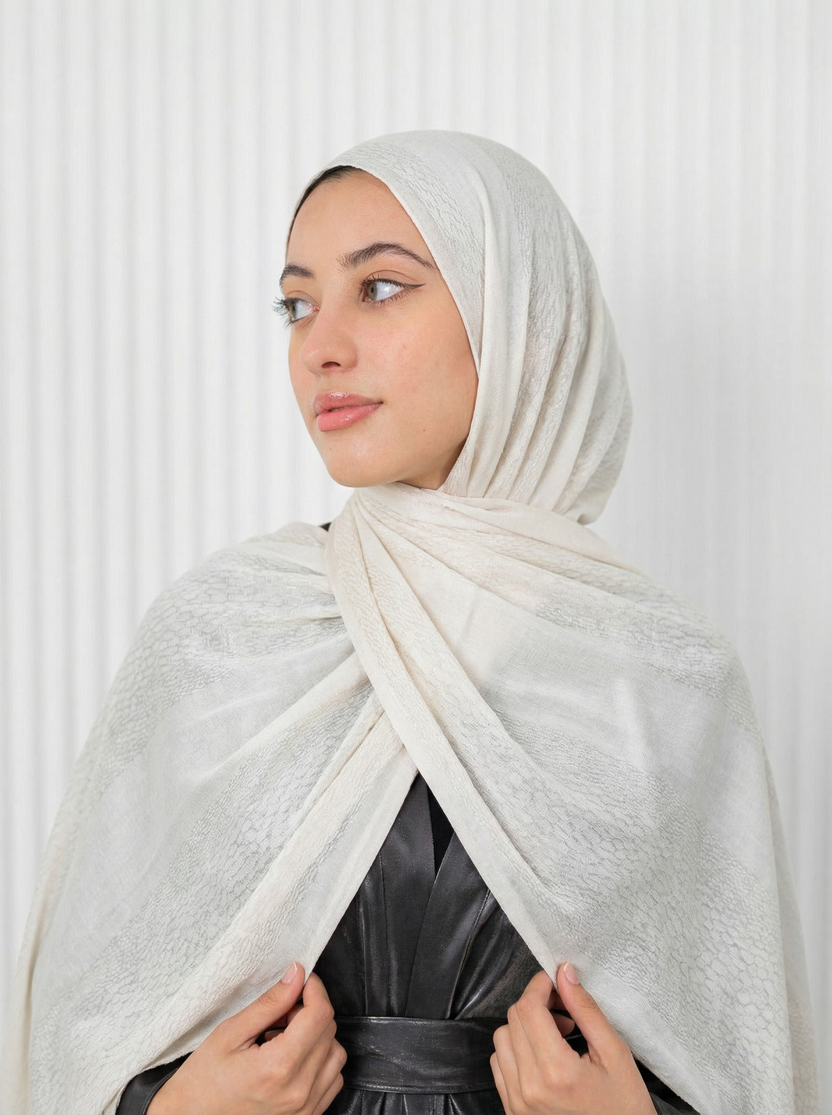 Half & Half Cobra Light Grey