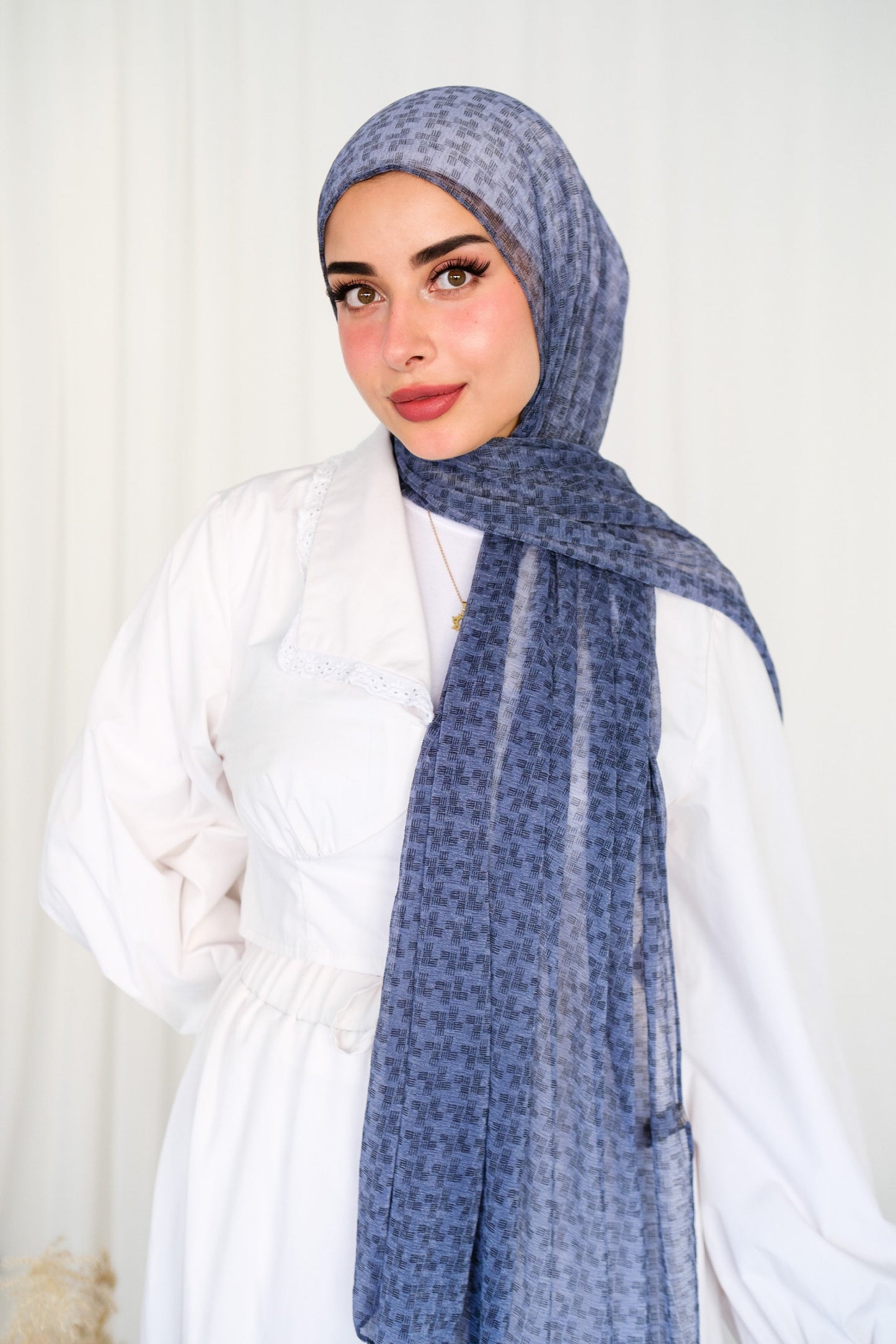 Printed Kashmiri Line Grid