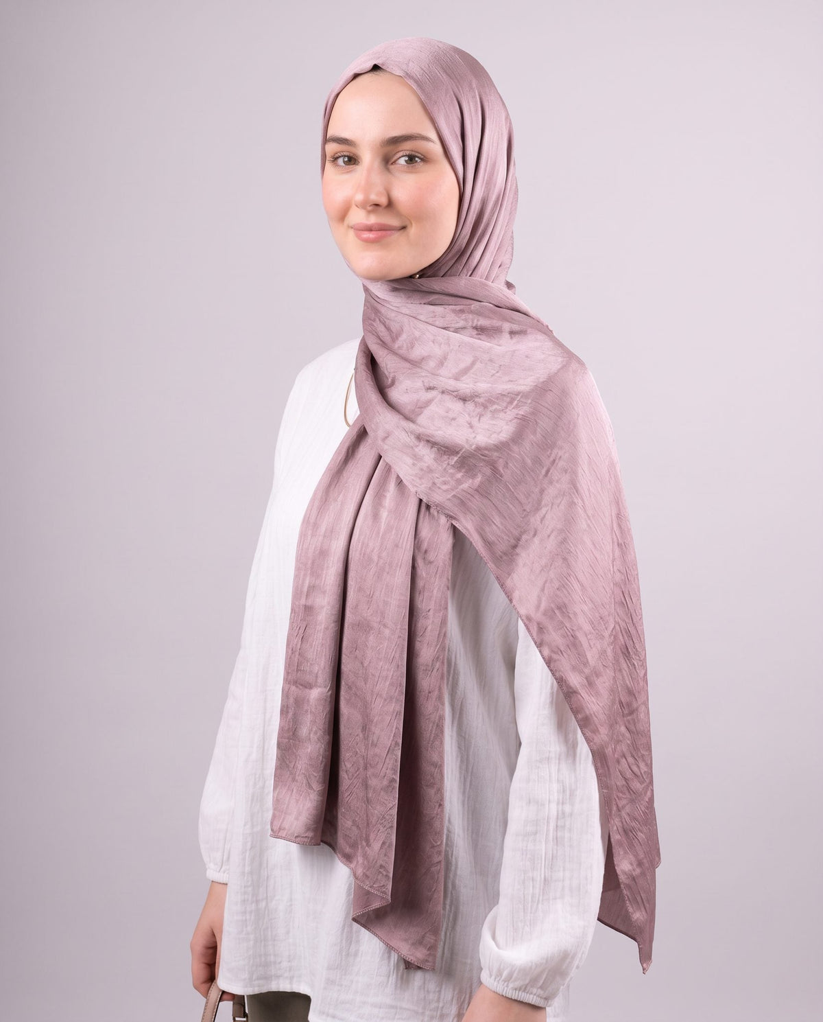 Moon Glow Crushed Satin Scarf in Mauve #Color_Mauve