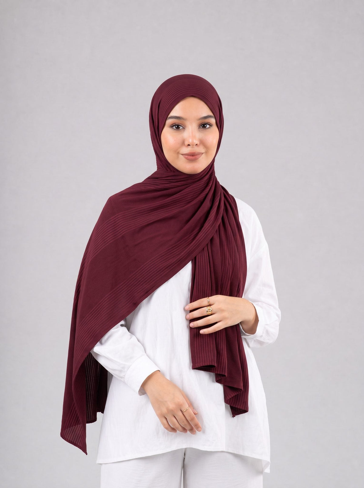 Cotton Stripe Border Kuwaiti Scarf in Red #Color_Red