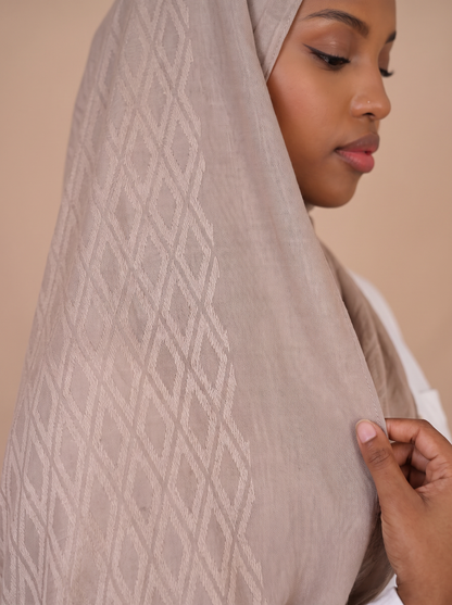 Samarkand Kuwaiti Scarf in Dark Beige #Color_Dark Beige
