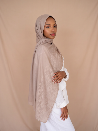 Samarkand Kuwaiti Scarf in Dark Beige #Color_Dark Beige