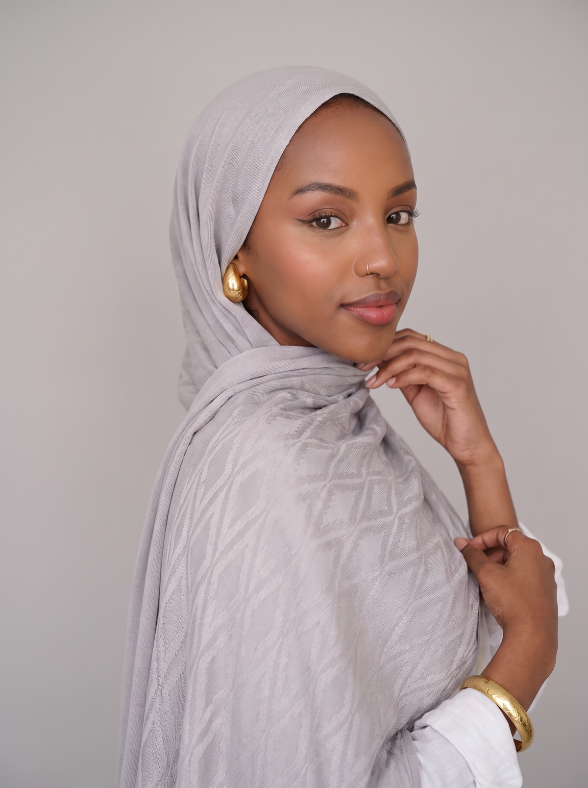 Samarkand Kuwaiti Scarf in Grey #Color_Grey