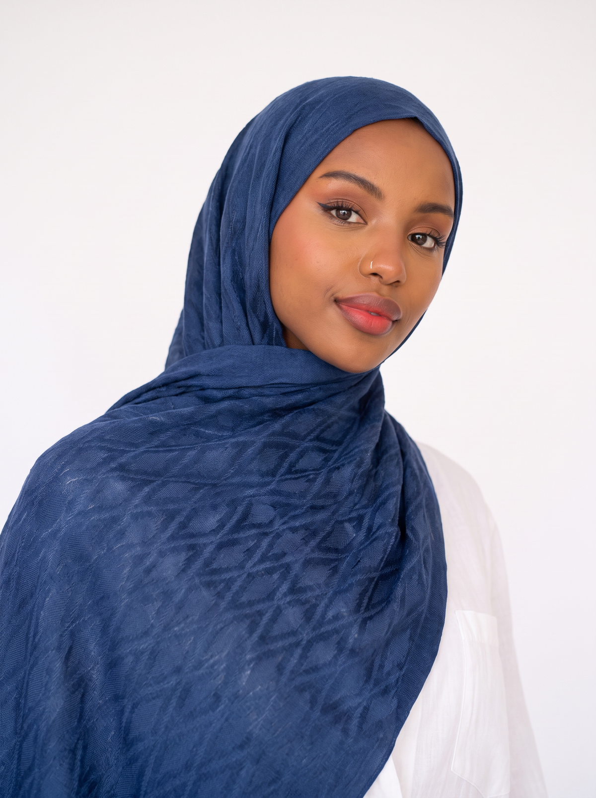 Samarkand Kuwaiti Scarf in Navy #Color_Navy
