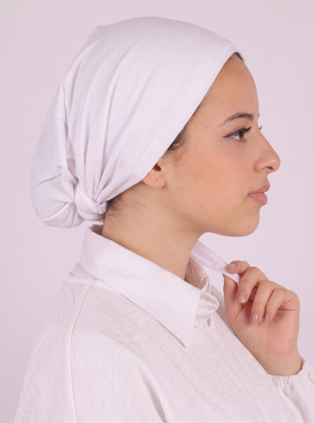 Soft Kuwaiti Knot cotton tie back cap in Off White #Color_Off White