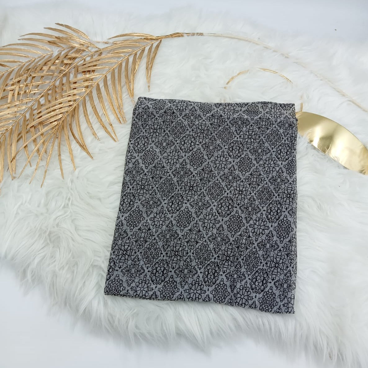 Printed Kashmiri Line Grid