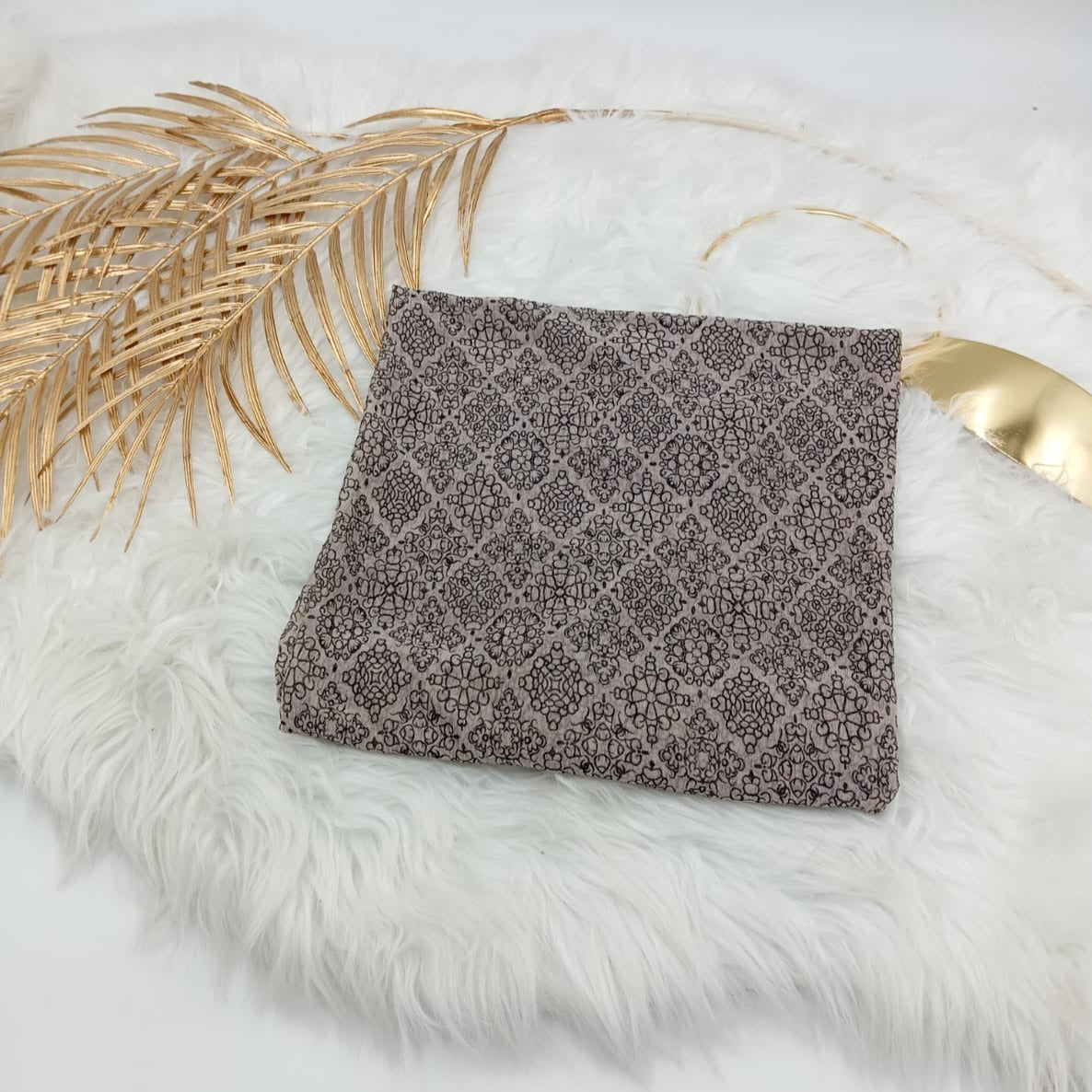 Printed Kashmiri Line Grid