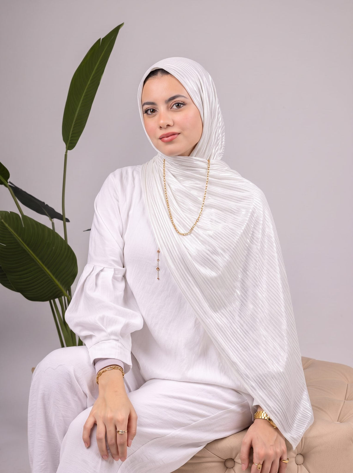Metalic Knit Stripe Scarf in White #Color_White