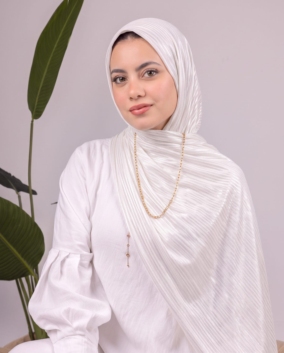 Metalic Knit Stripe Scarf in White #Color_White