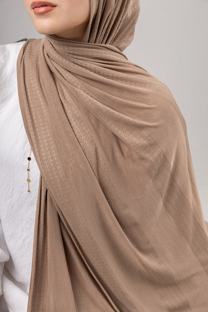 Diamond Stripe Kuwaiti Scarf in Beige #Color_Beige