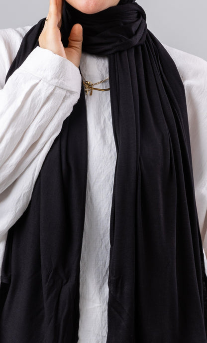 Jel Scarf and Bonnet Set in Black #Color_Black