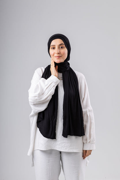 Jel Scarf and Bonnet Set in Black #Color_Black