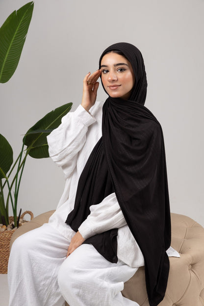Diamond Stripe Kuwaiti Scarf in Black #Color_Black