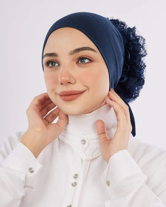 بونيت مع دانتيل