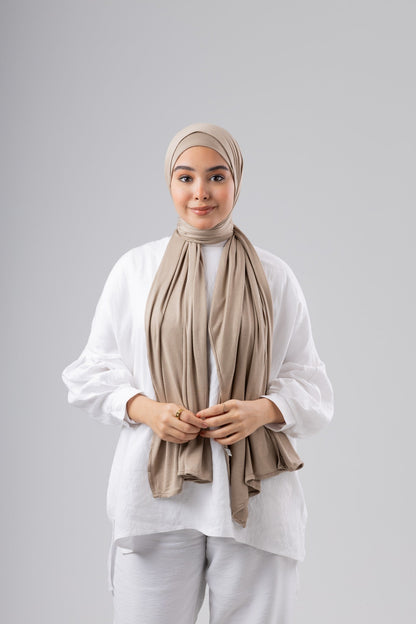 Jel Scarf and Bonnet Set in Light Cafe #Color_Light Cafe