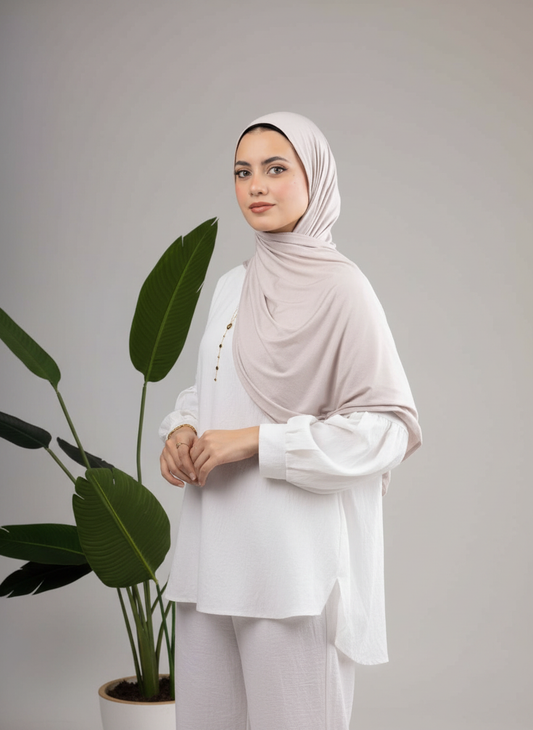 Pure Jersey Kuwaiti Scarf in Light Grey #Color_Light Grey