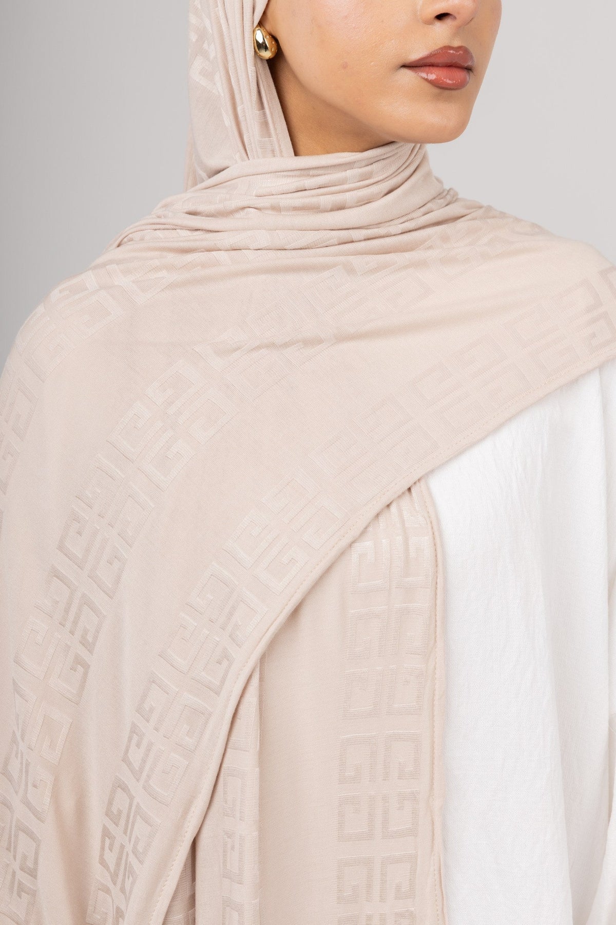 Maze Kuwaiti Scarf in Light Beige #Color_Light Beige