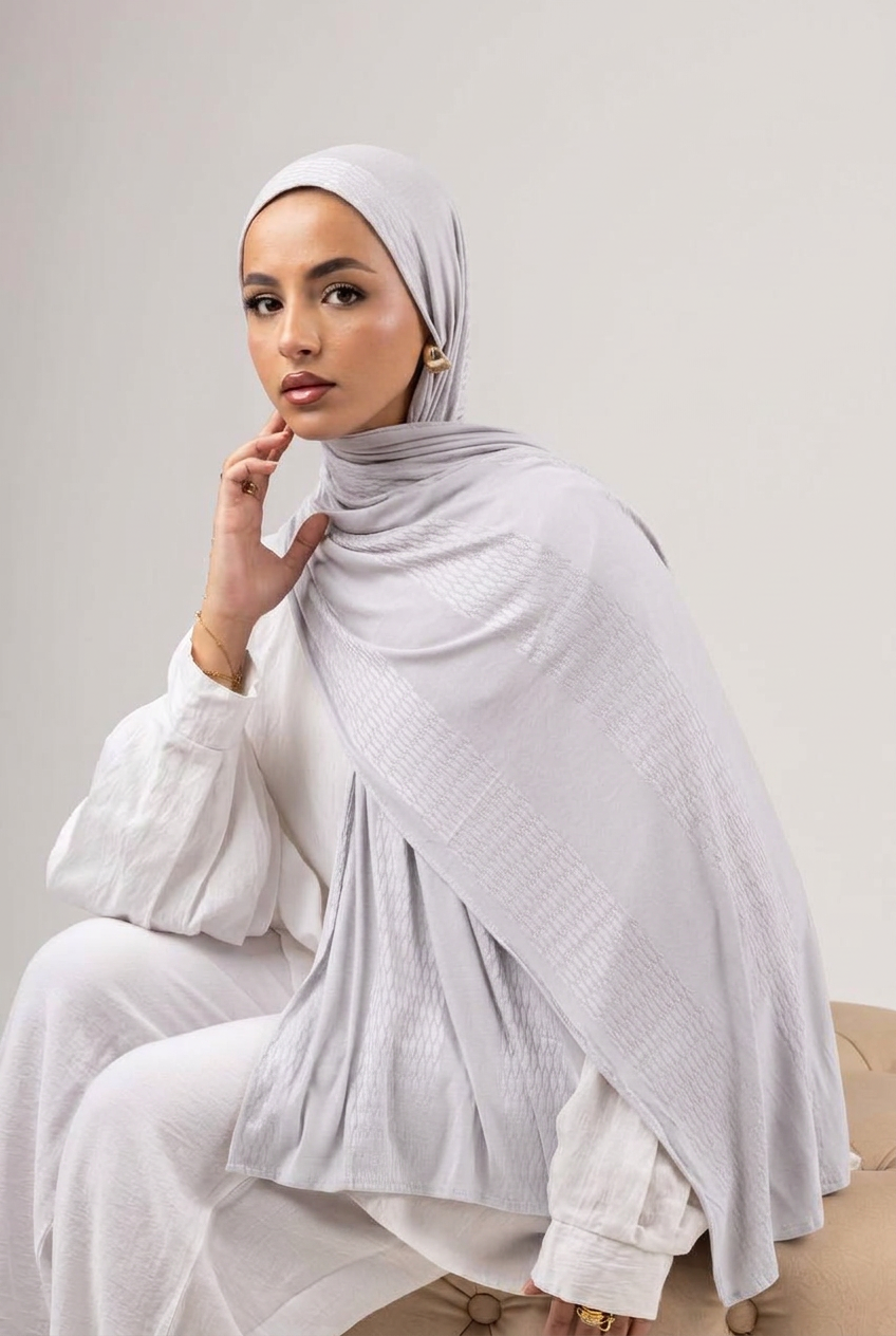 Desert Scale Kuwaiti Scarf - Light Grey