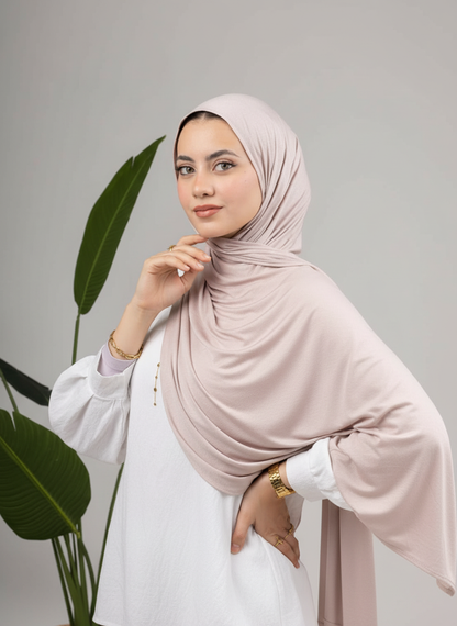 Pure Jersey Kuwaiti Scarf in Medium Grey #Color_Medium Grey