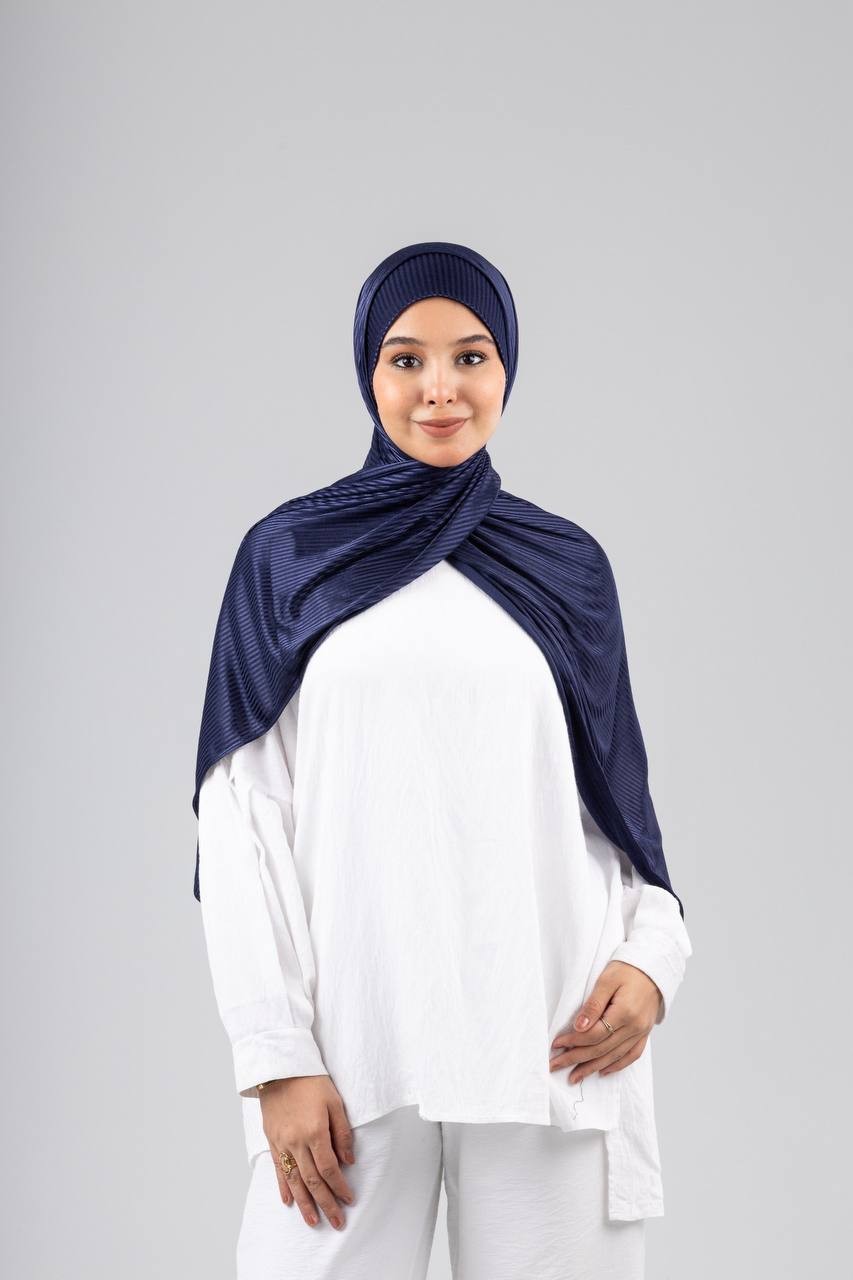 Mirage Pleat Kuwaiti Scarf in Navy #Color_Navy