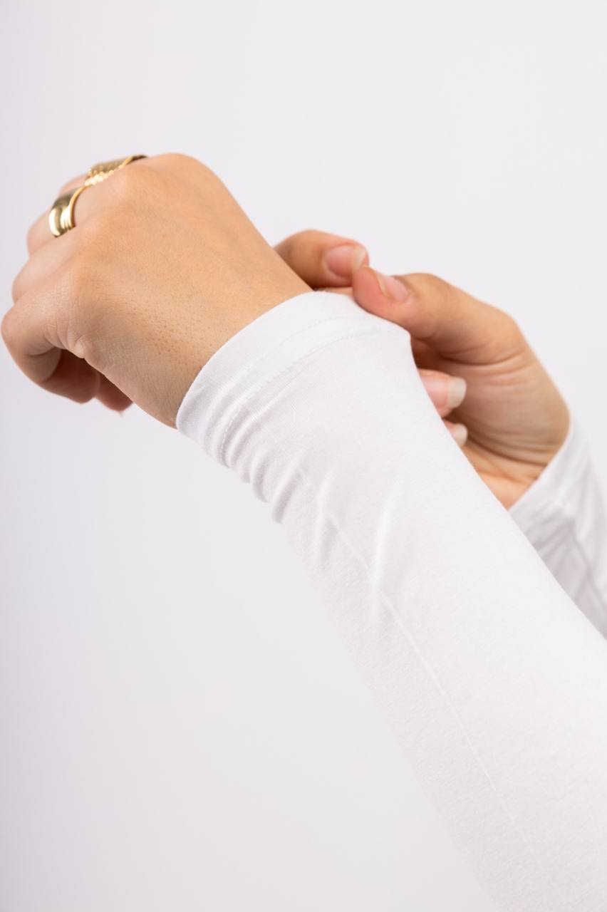 Cotton Layer Arm Sleeves in Off White #Color_Off White