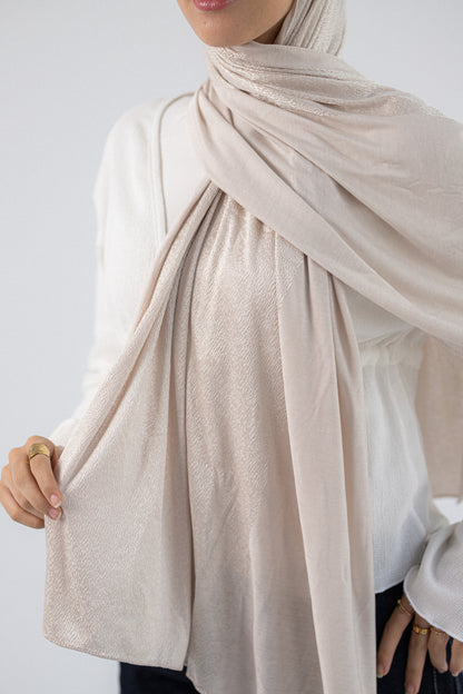 Shiny Jacquard Scarf Beige