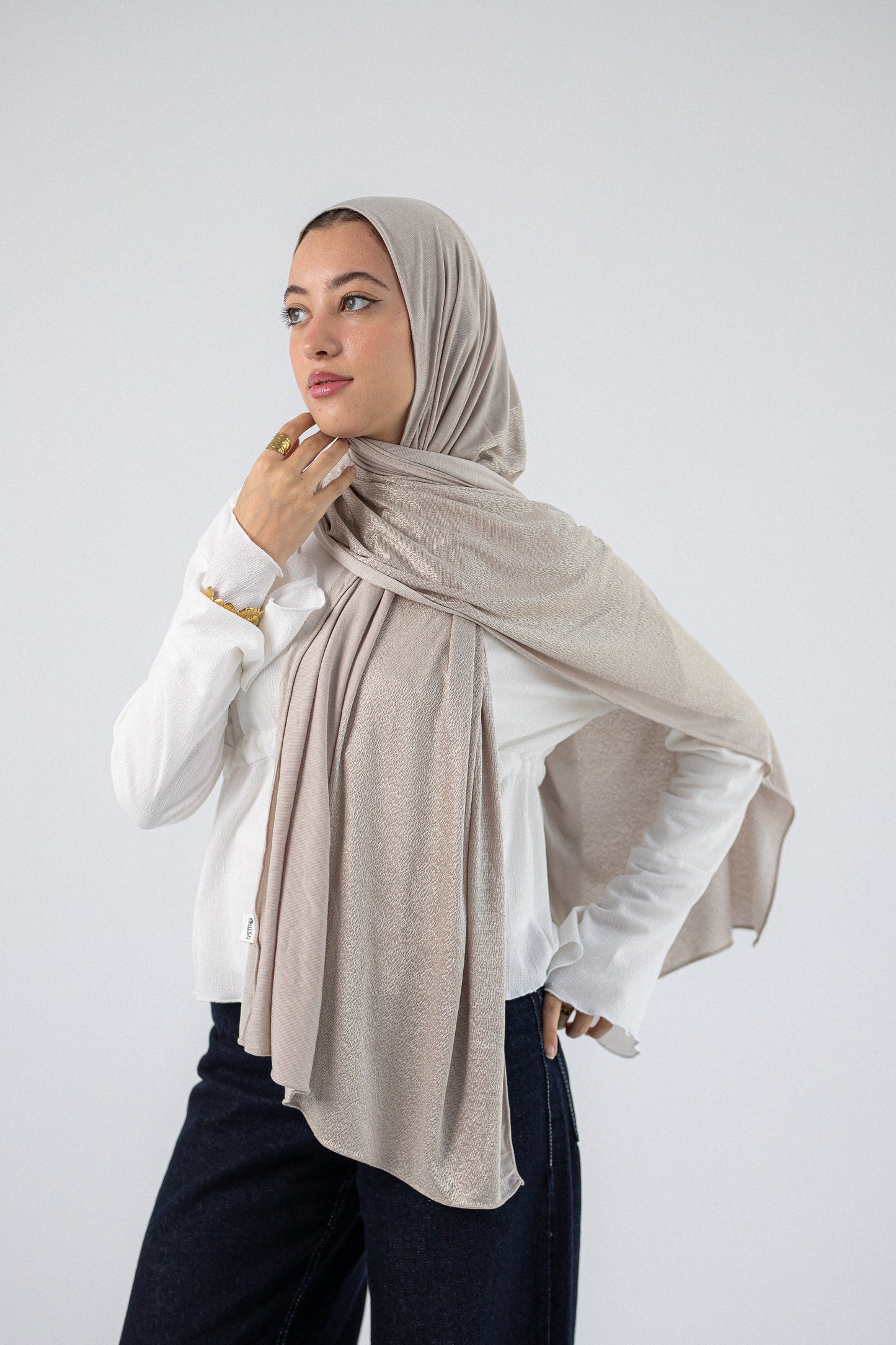 Shiny Jacquard Scarf Gold