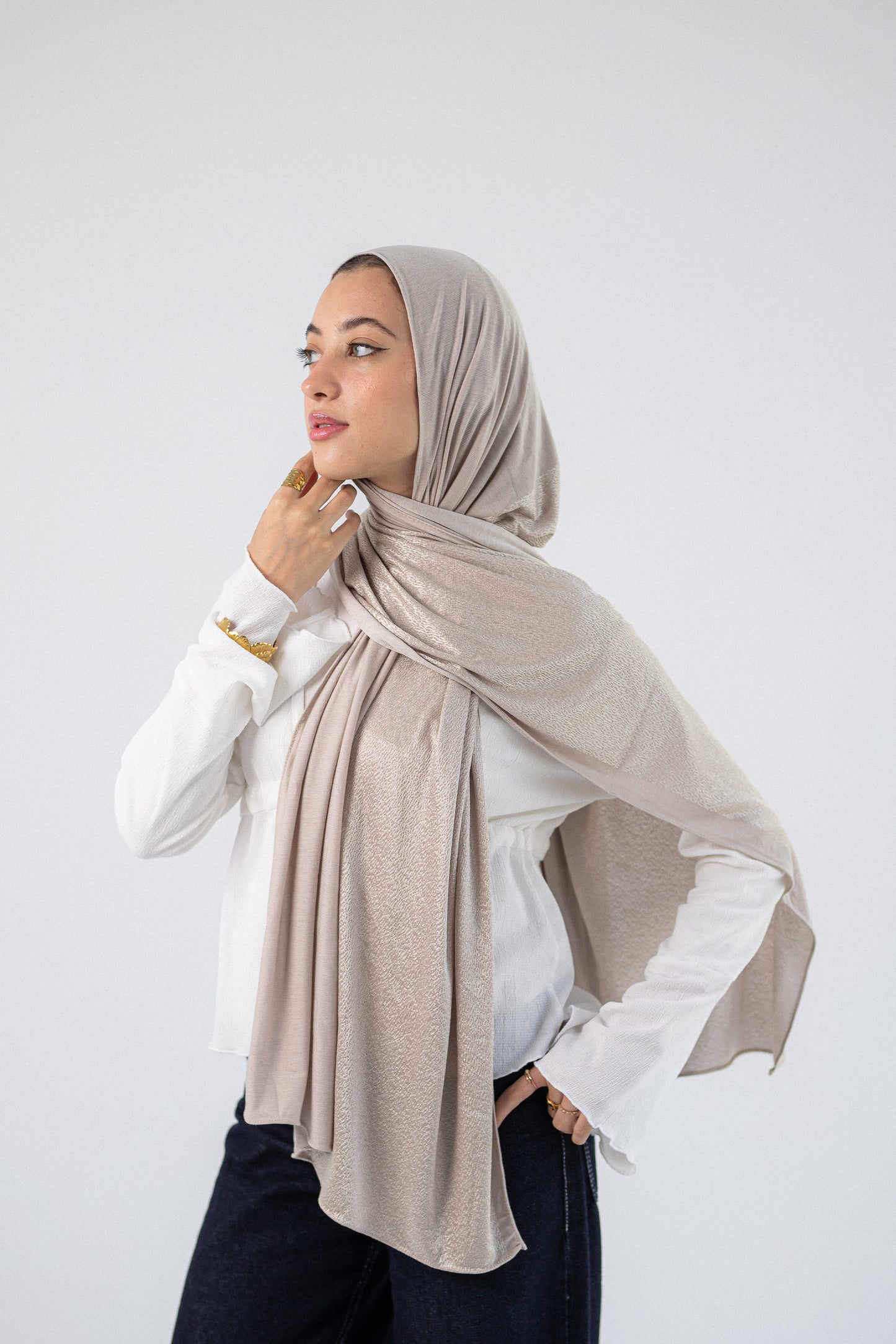 Shiny Jacquard Scarf Gold