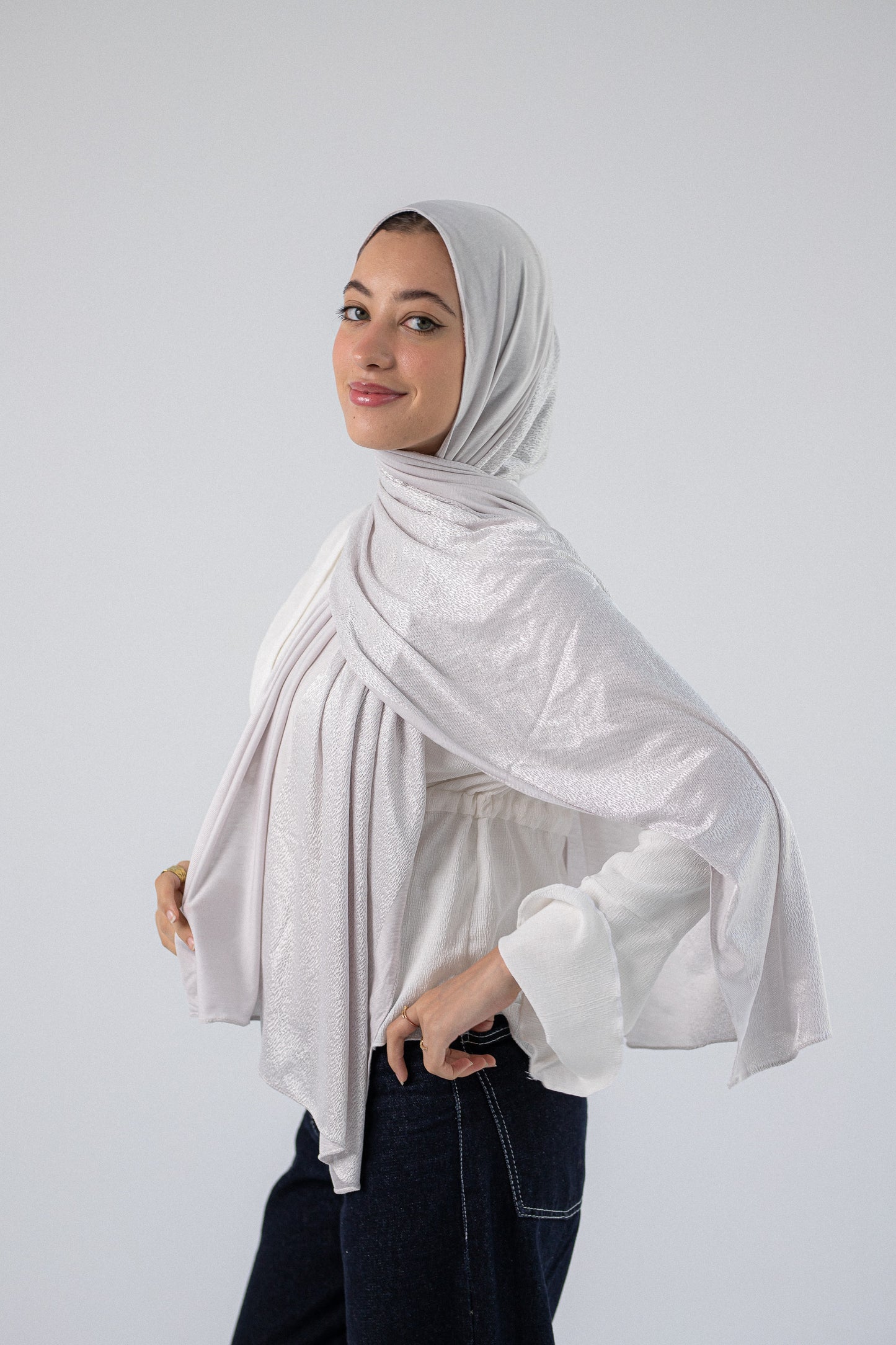 Shiny Jacquard Scarf Silver