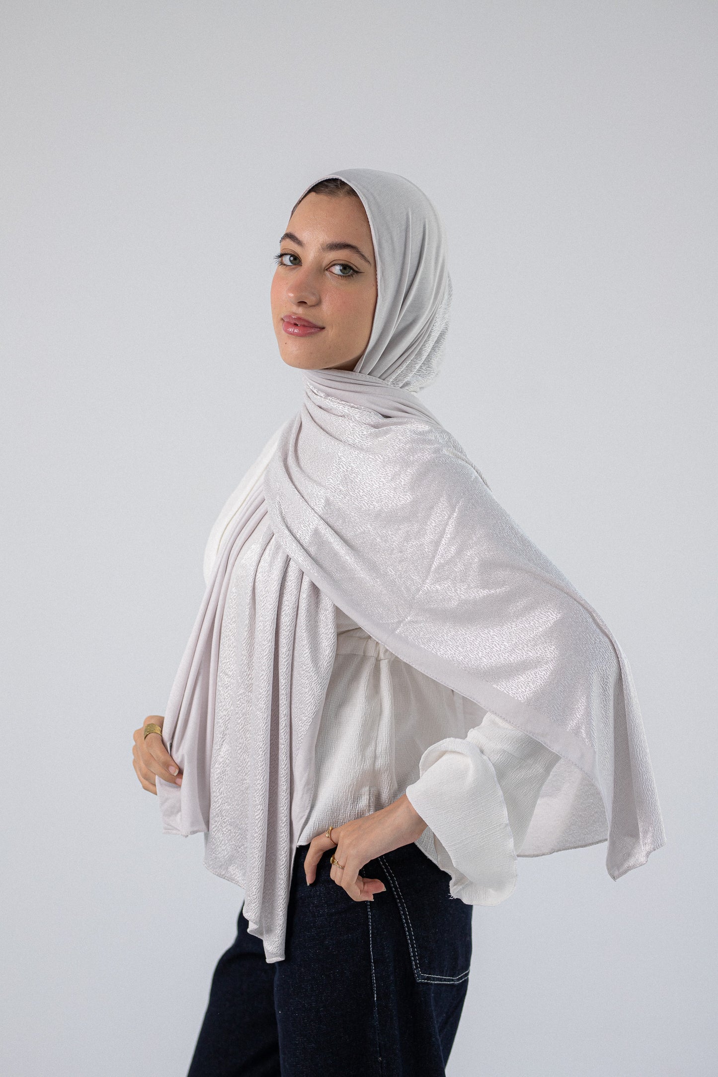 Shiny Jacquard Scarf Silver